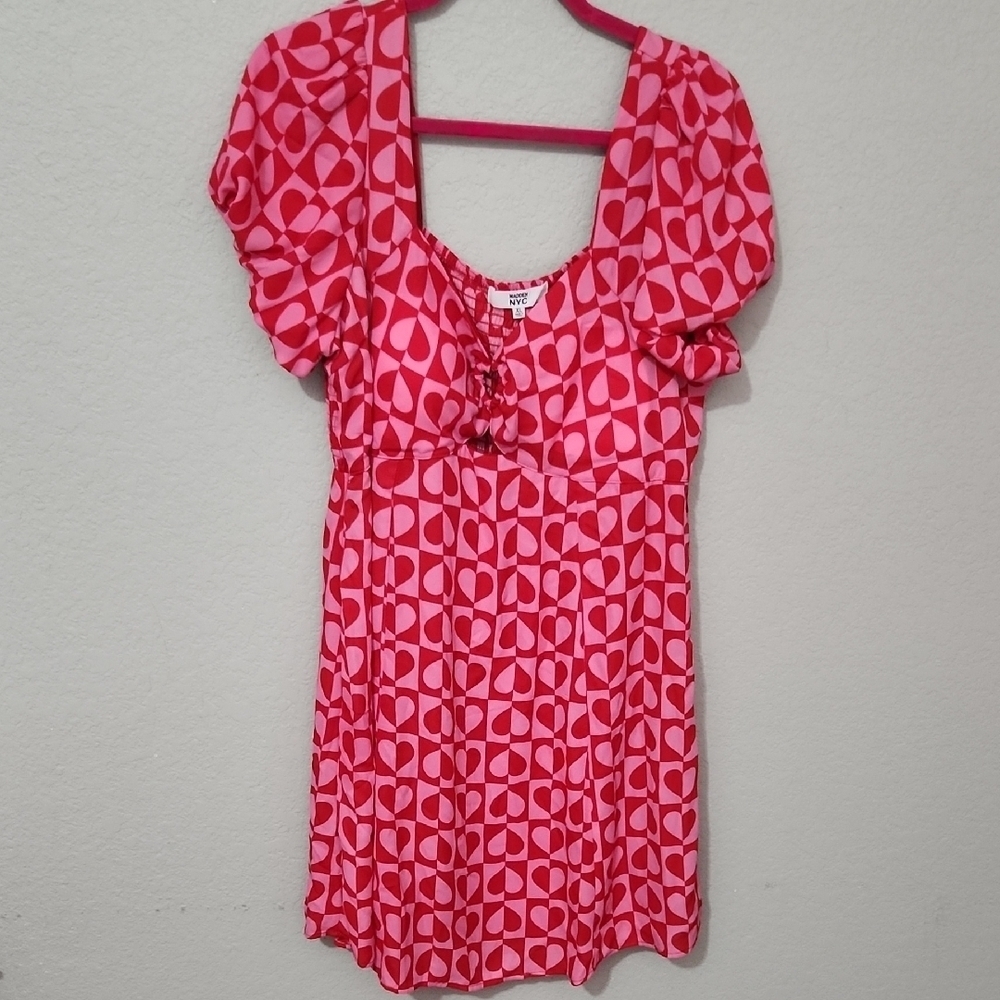 Madden NYC Heart dress  Womens Size XL Red Pink Patterned Dress heart keyhole